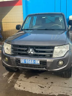 Mitsubishi Pajero 2014 Gris