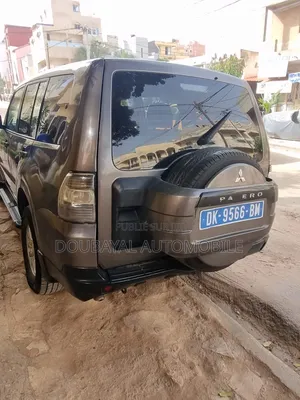 Mitsubishi Pajero 2014 Gris