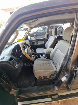 Mitsubishi Pajero 2014 Gris
