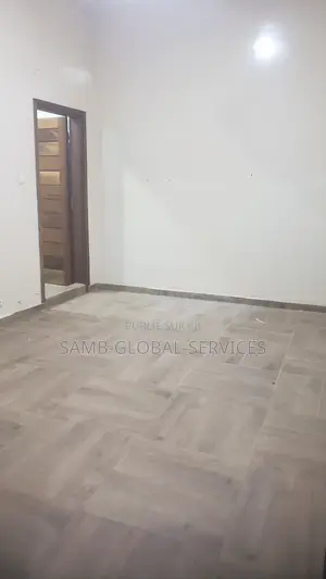 2chbre Appartement dans Yoff à Louer