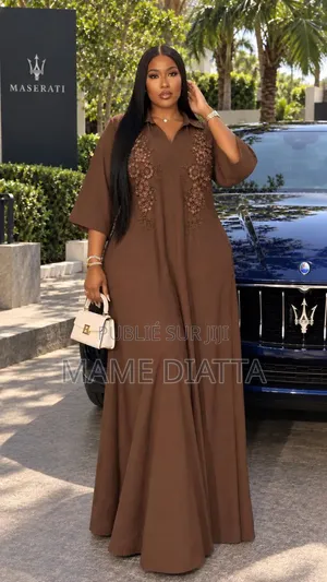 Robe Longue, Chic Et Élégante