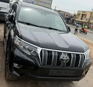 Toyota Land Cruiser Prado 2020 Noir Mat