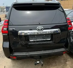 Toyota Land Cruiser Prado 2020 Noir Mat