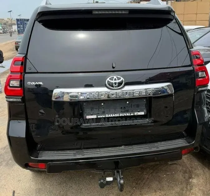 Toyota Land Cruiser Prado 2020 Noir Mat