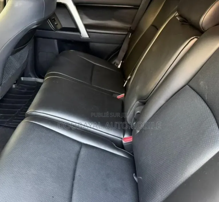Toyota Land Cruiser Prado 2020 Noir Mat
