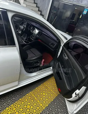 Renault Samsung SM6 2017 Blanc