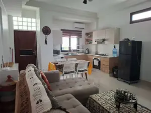 Meublé 2chbre Studio dans Grenier Du Sud, Ngor à Louer