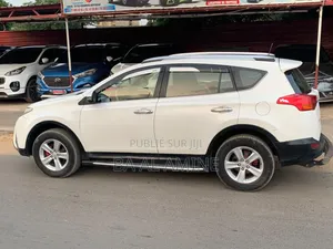 Toyota RAV4 2015 Blanc