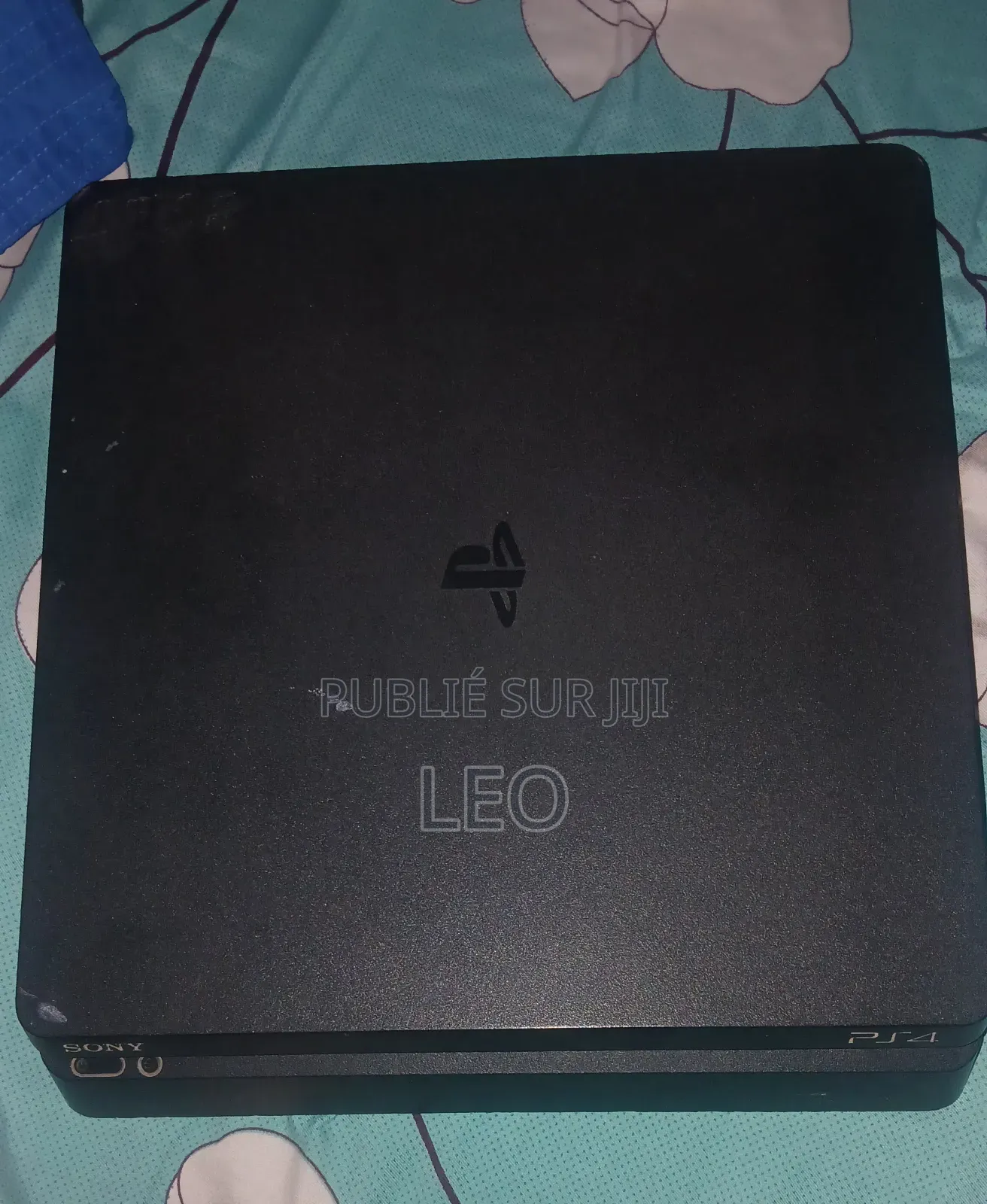 Ps4 Slim 500Go Négociable