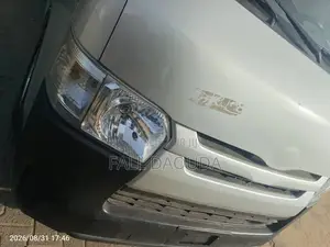 Toyota Hilux 2016 Gris