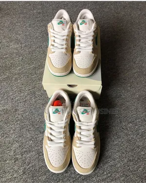 Nike Jarritos SB Beige Disponible