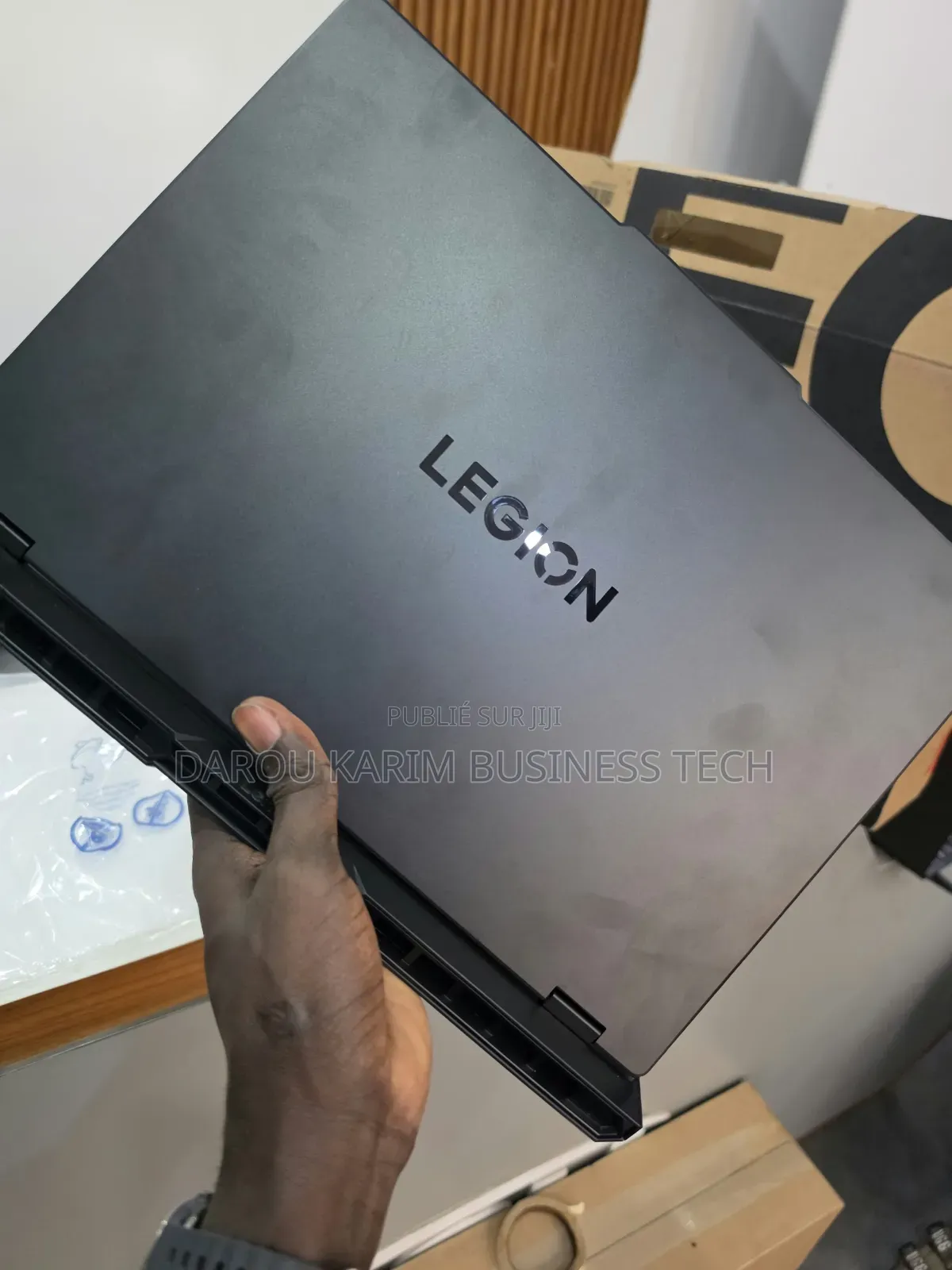 Nouveau Ordinateur portable Lenovo Legion 5 16GB AMD Ryzen 9 SSD 1T
