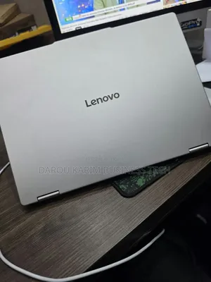 Nouveau Lenovo Yoga 7 15ITL5 16GB AMD Ryzen 7 SSD 256GB