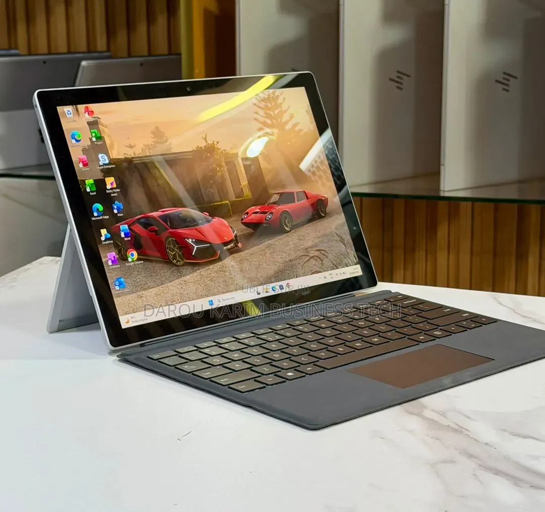 Nouveau Microsoft Surface Pro 7+ 8GB Intel Core i5 SSD 256GB