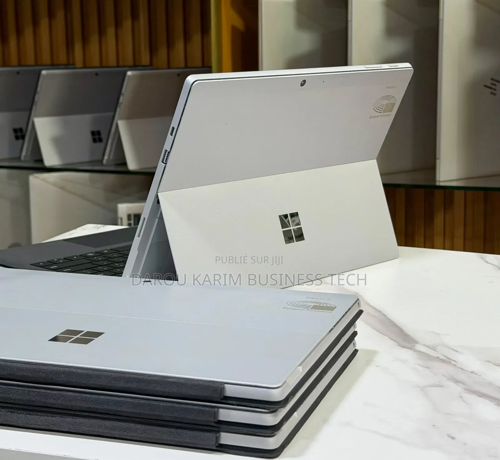 Nouveau Microsoft Surface Pro 7+ 8GB Intel Core i5 SSD 256GB