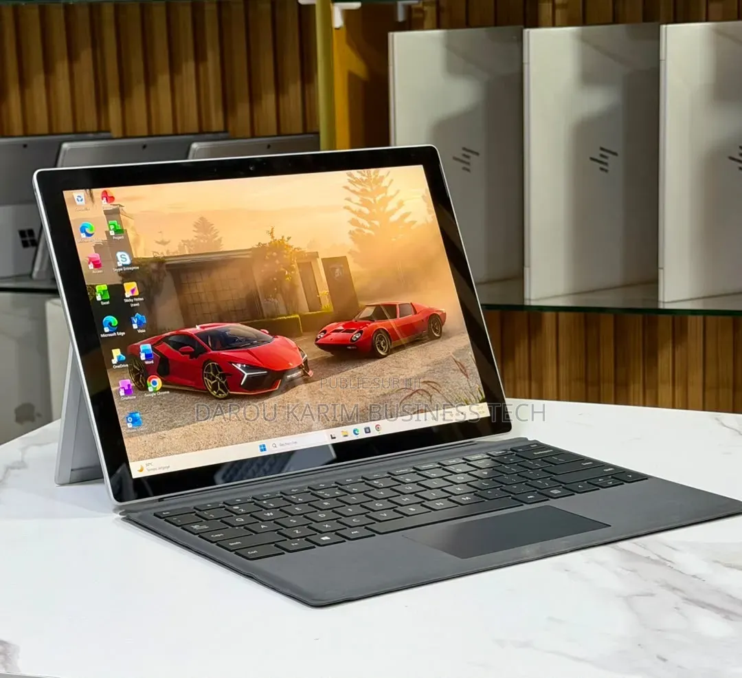 Nouveau Microsoft Surface Pro 7+ 8GB Intel Core i5 SSD 256GB