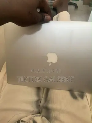 Ordinateur portable Apple MacBook Air 2017 32GB Apple M3 Pro SSD 128GB
