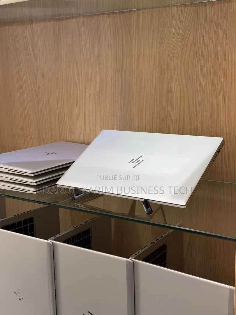 Nouveau HP EliteBook 845 G7 8GB AMD Ryzen 3 SSD 256GB