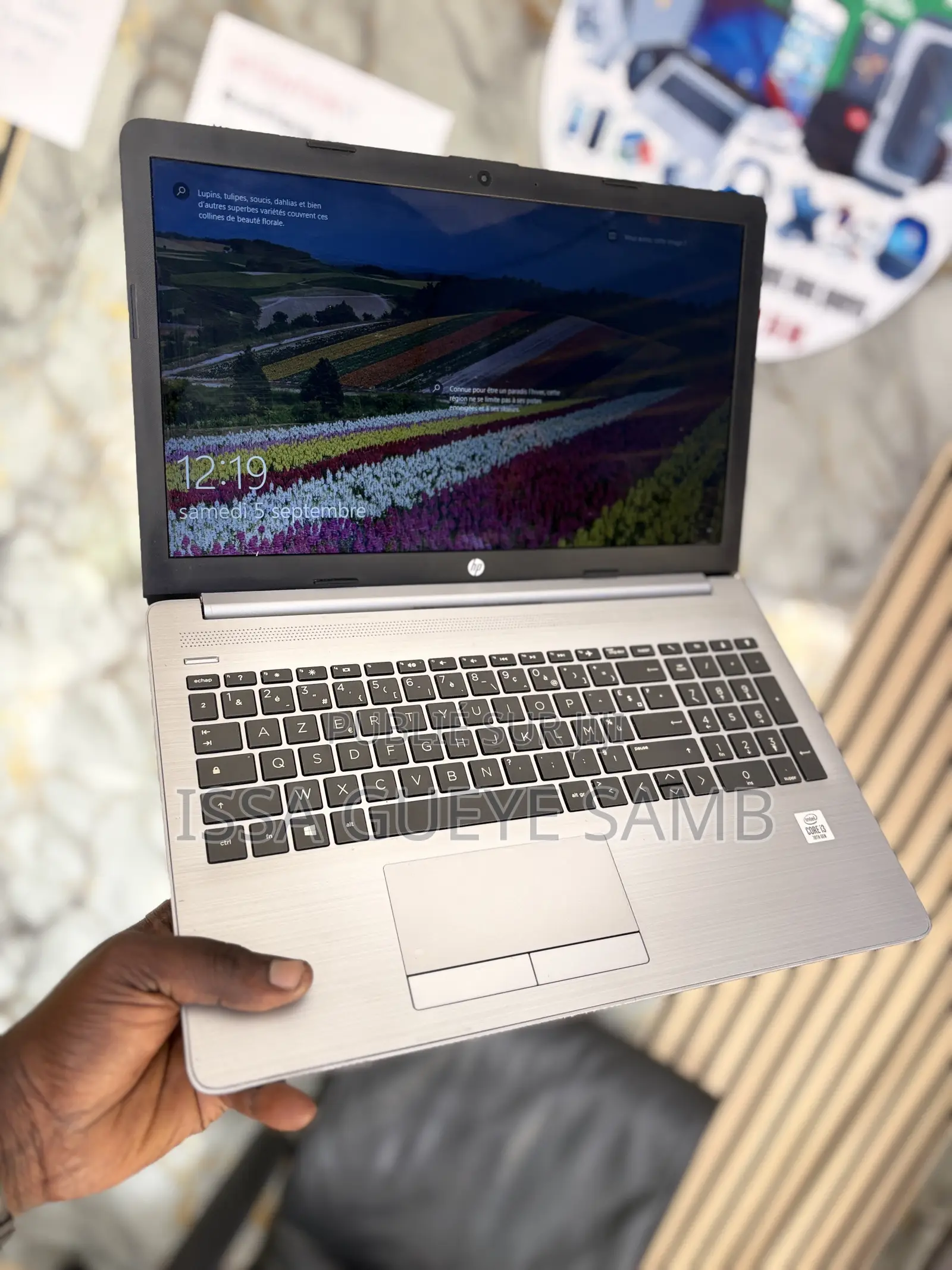Ordinateur portable HP 250 G7 8GB Intel Core i3 SSD 256GB