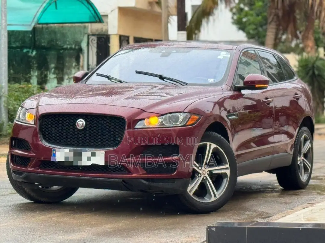 Jaguar F-Pace 20d Premium AWD 2019 Rouge