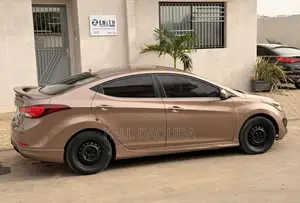 Hyundai Elantra 2016 Marron