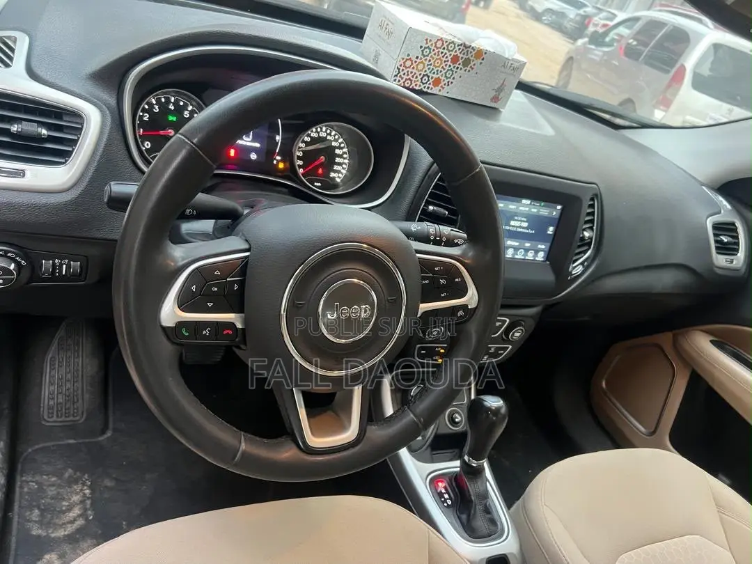 Jeep Cherokee 2023 Noir