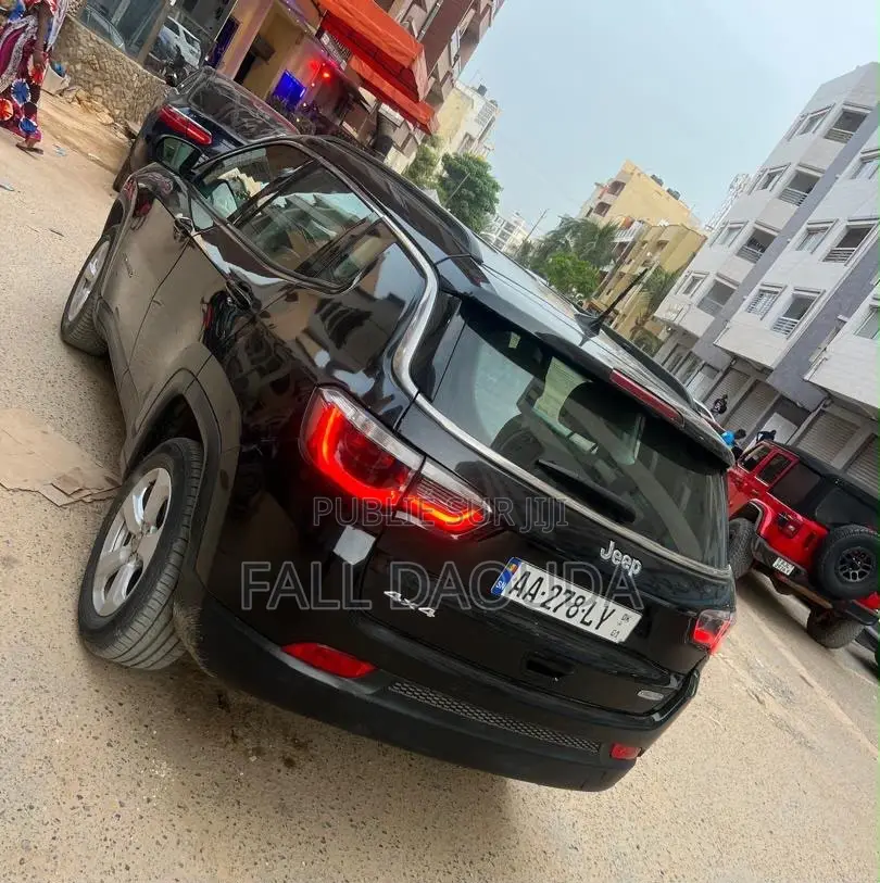 Jeep Cherokee 2023 Noir