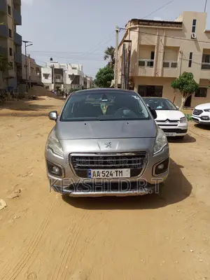 Peugeot 3008 2015 Gris
