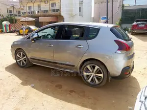Peugeot 3008 2015 Gris
