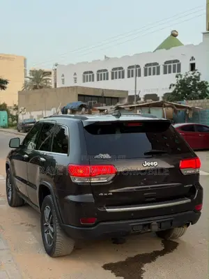 Jeep Grand Cherokee Limited 4dr 4x4 2017 Marron