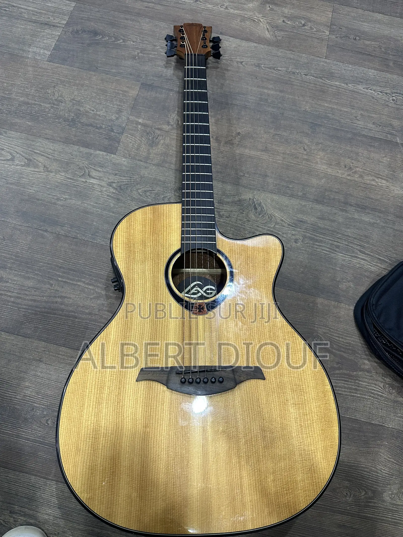 Guitare Électroacoustique