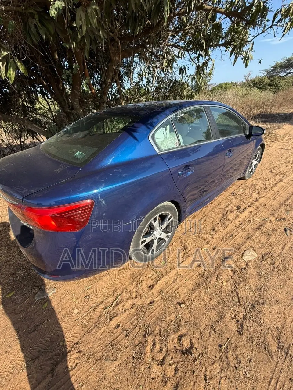 Toyota Avensis 2017 Bleu