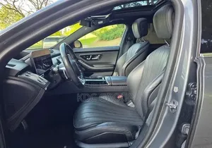 Mercedes-Benz S-Class 2022 Gris