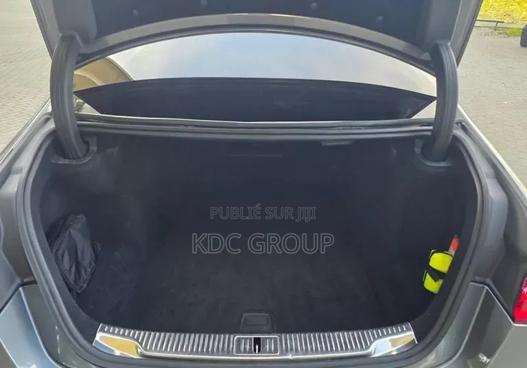 Mercedes-Benz S-Class 2022 Gris
