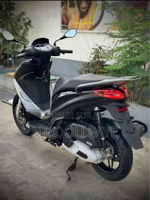 Nouveau Piaggio Trotinette 2024 Noir