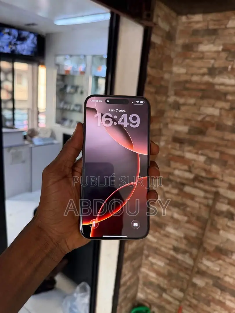 Nouveau Apple iPhone 16 Pro Max 512 GB Doré
