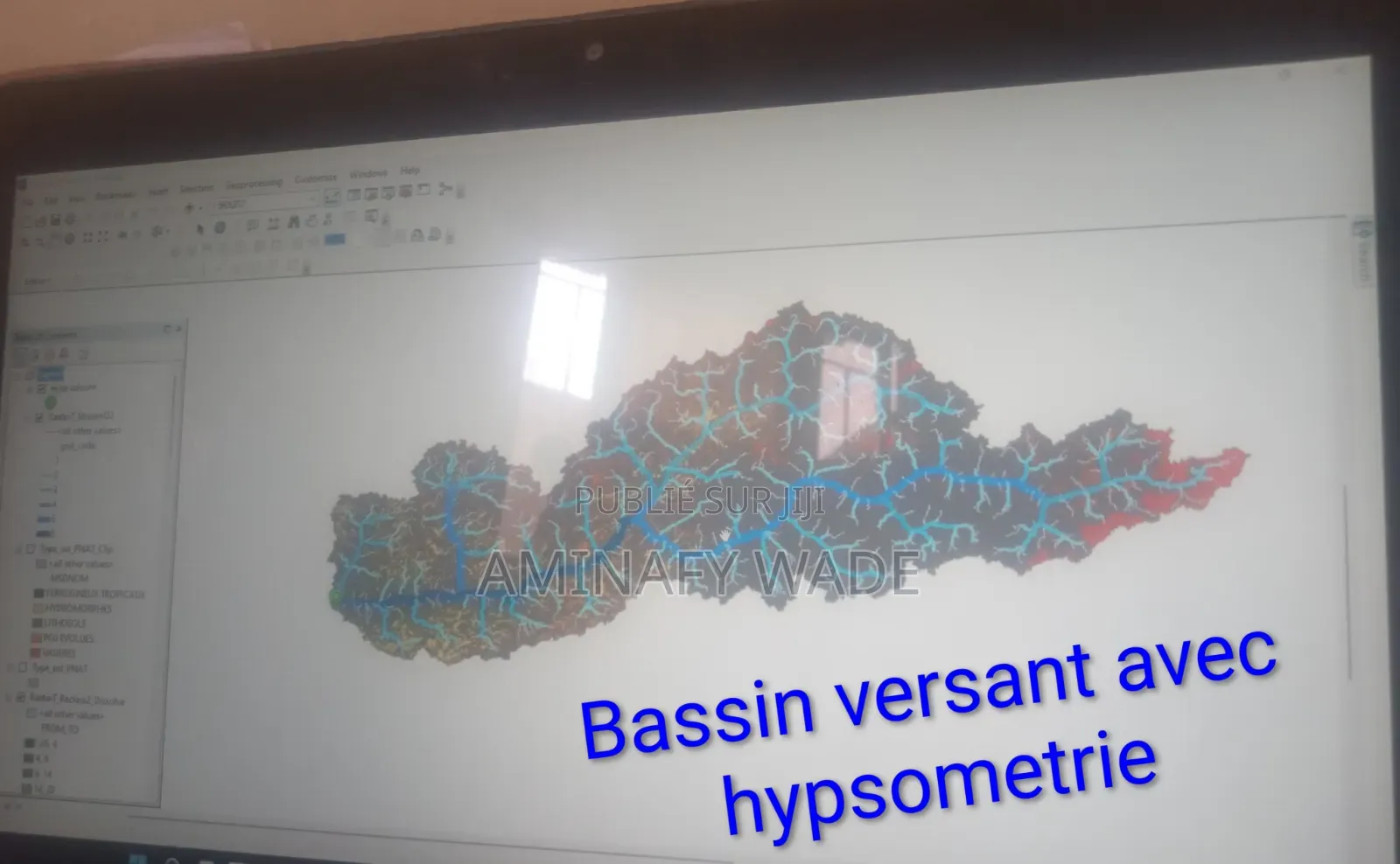 Géo Et Design by Mina (Cartographie Et Délimitation De Bassin Versant)