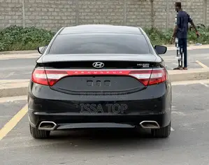 Hyundai Grandeur 2017 Noir