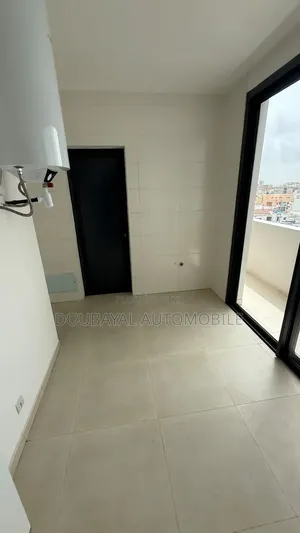 4chbre Appartement dans Almadis, Almadies à Louer