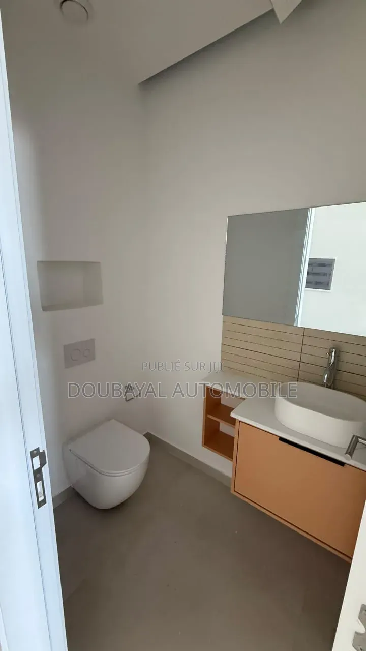 4chbre Appartement dans Almadis, Almadies à Louer