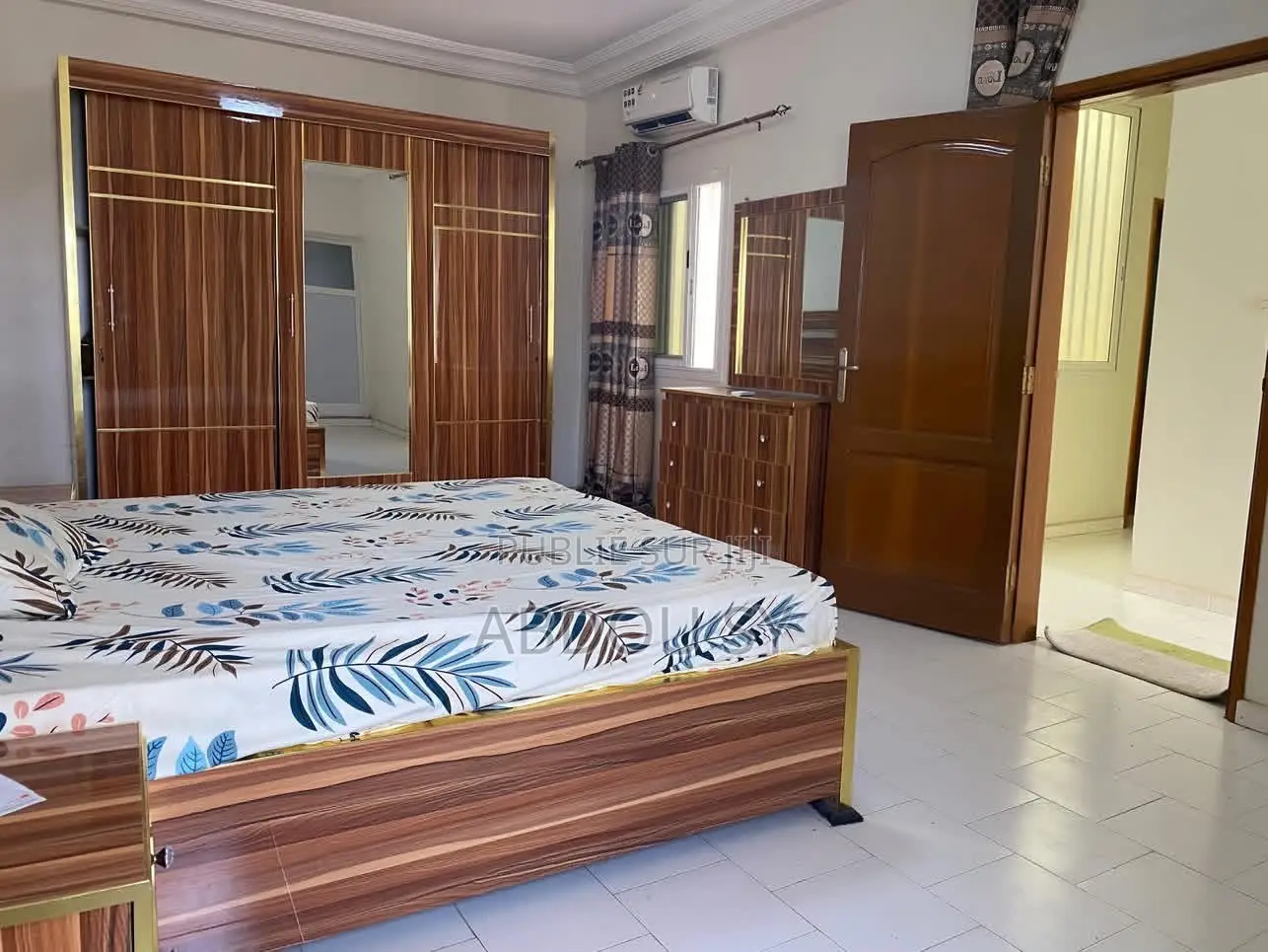 Chambre À Coucher À Vider