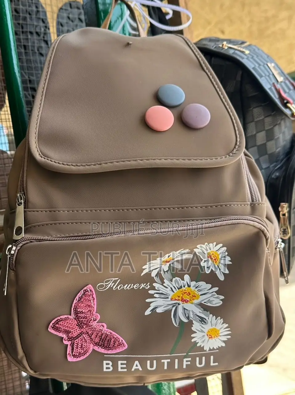Sacs Flowers