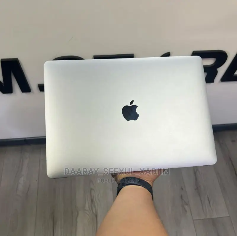 New Ordinateur Portable Apple MacBook Air 2020 8GB Apple M1 SSD 256GB