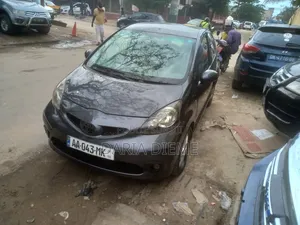 Toyota Aygo 2011 Noir