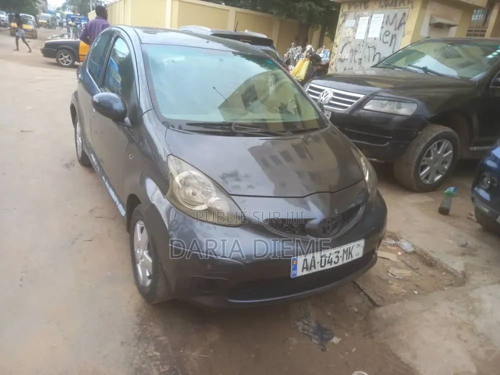 Toyota Aygo 2011 Noir