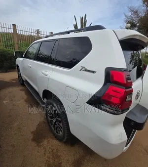 Toyota Land Cruiser Prado 2021 Blanc