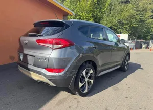 Hyundai Tucson Sport AWD 2017 Gris