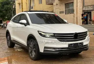 Dongfeng Glory 2020 Blanc