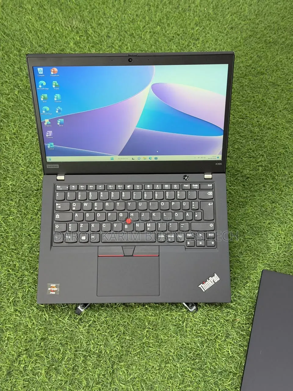 Nouveau Lenovo ThinkPad X395 8GB AMD Ryzen 5 SSD 256GB