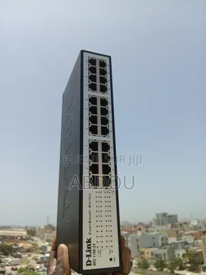 Switch D-Link Des 1100-24